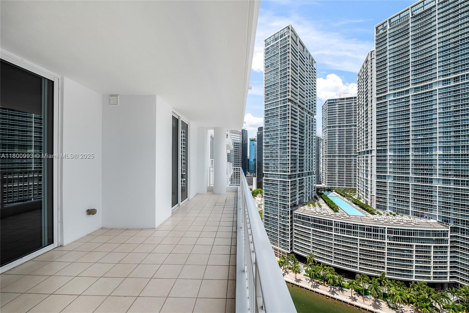 801 Brickell Key Blvd # 2808