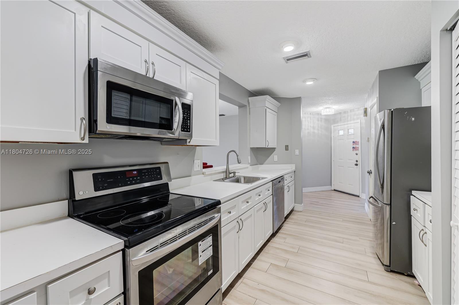 133 NW 98th Ter