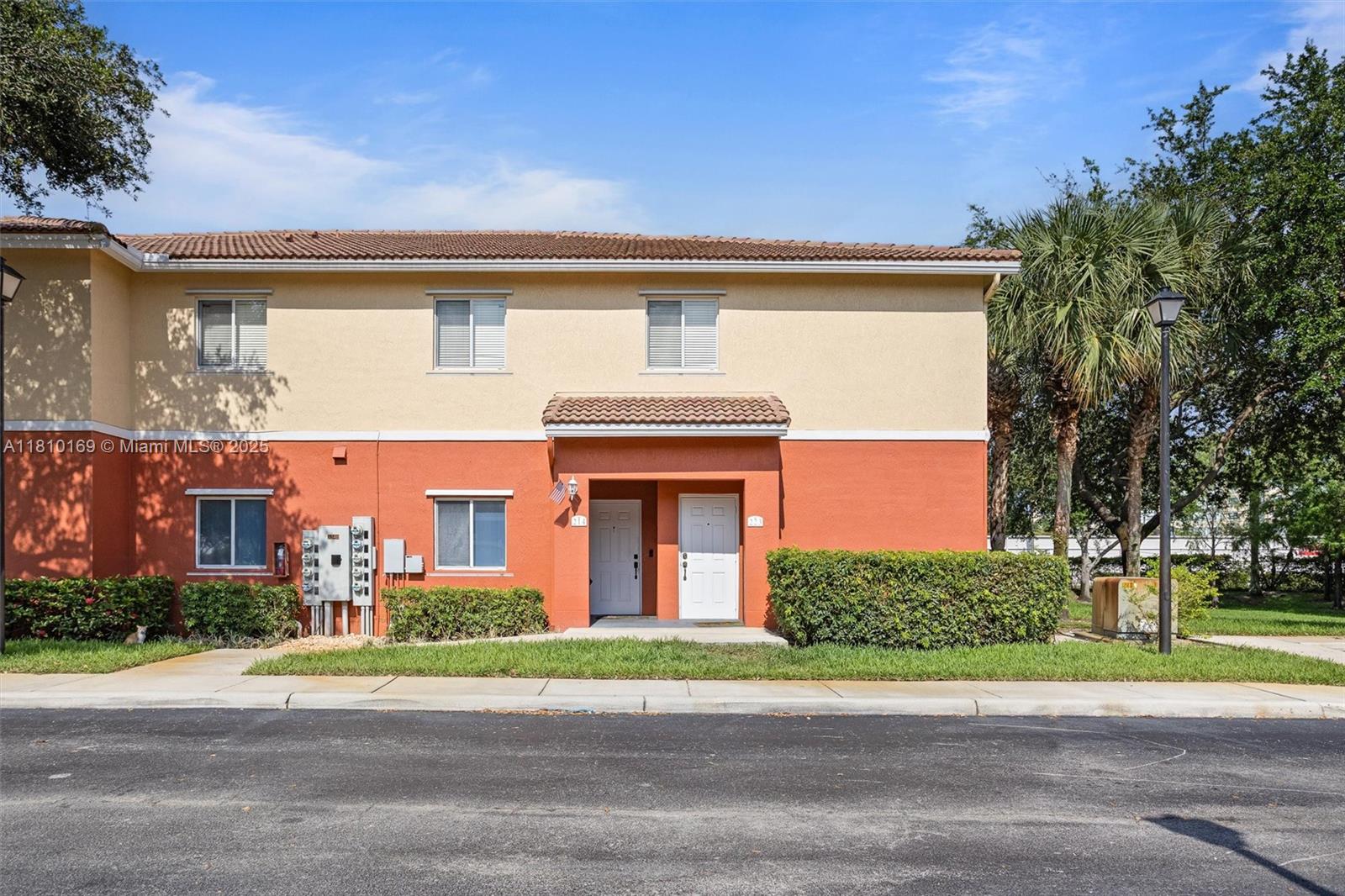 3340 Palomino Dr # 2 Unit: 214-2