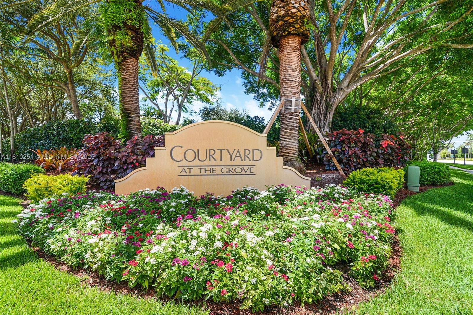 3963 Orange Tree Ln