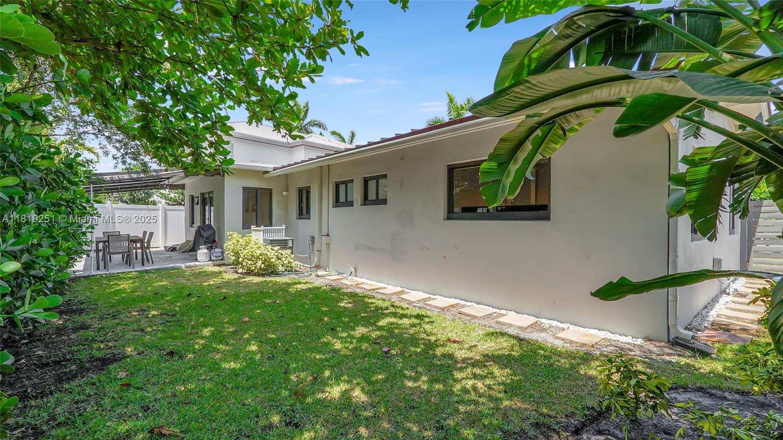 1207 Cordova Rd