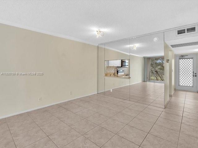 9311 Orange Grove Dr # 301