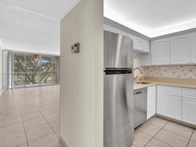 9311 Orange Grove Dr # 301