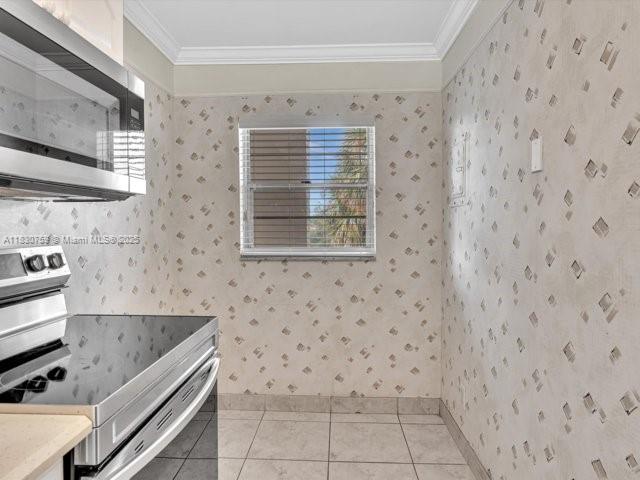 9311 Orange Grove Dr # 301
