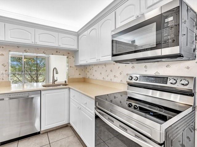 9311 Orange Grove Dr # 301