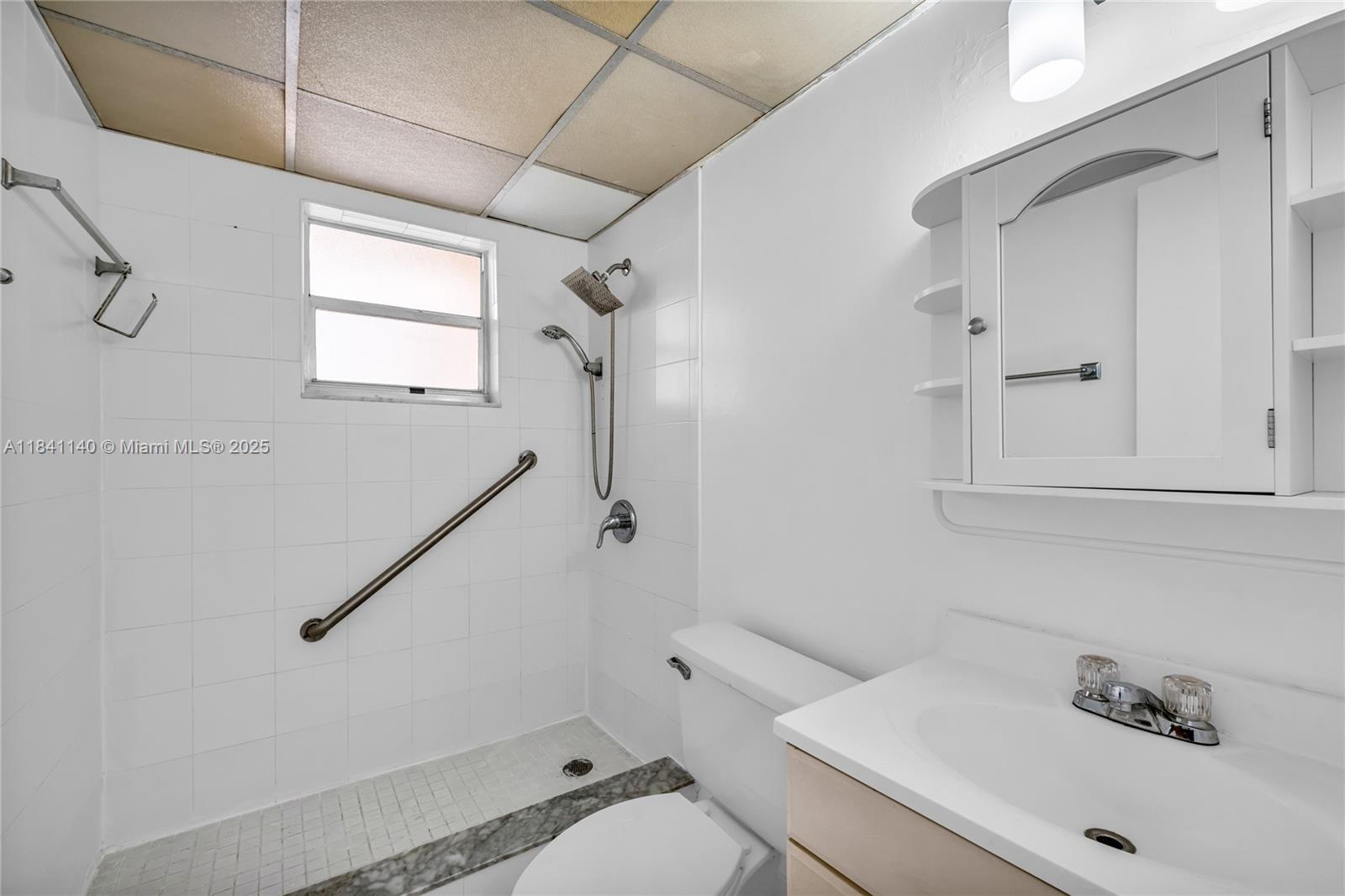 325 NW 72nd Ave # 203
