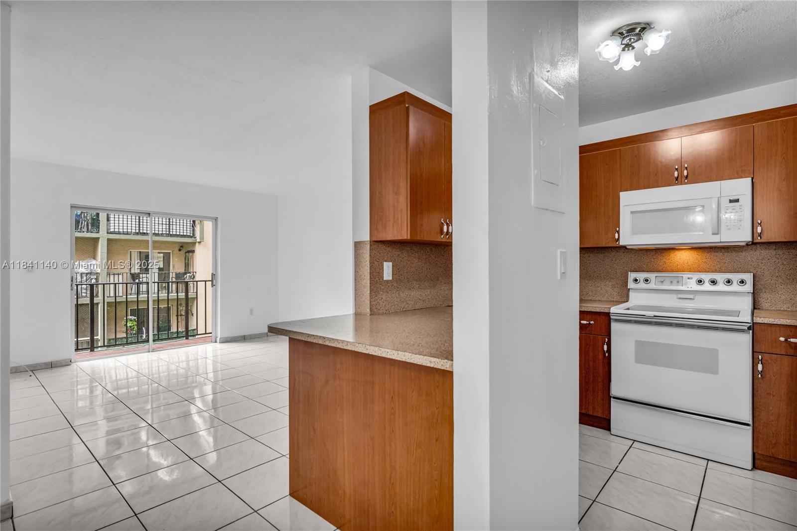 325 NW 72nd Ave # 203