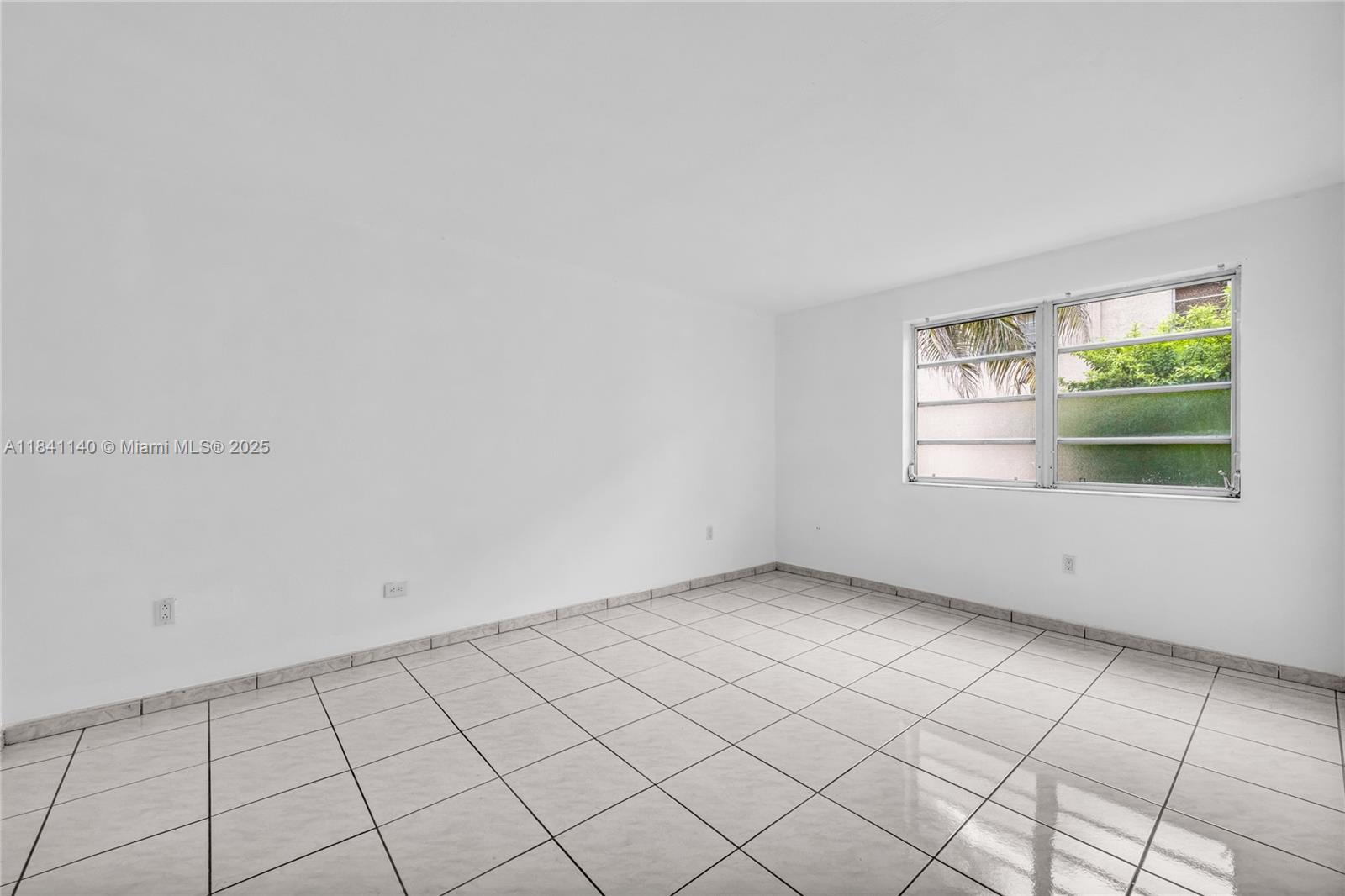 325 NW 72nd Ave # 203