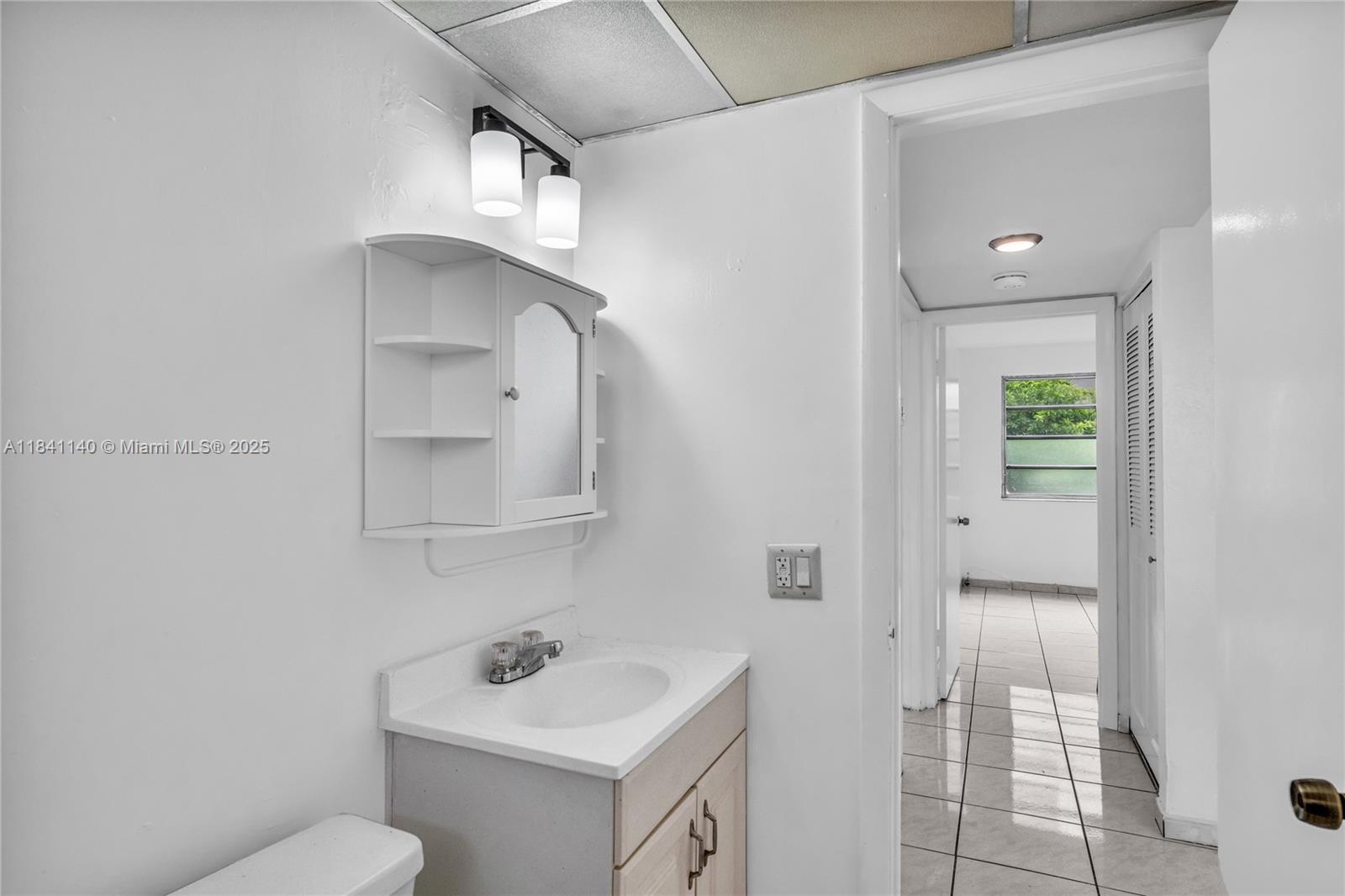 325 NW 72nd Ave # 203