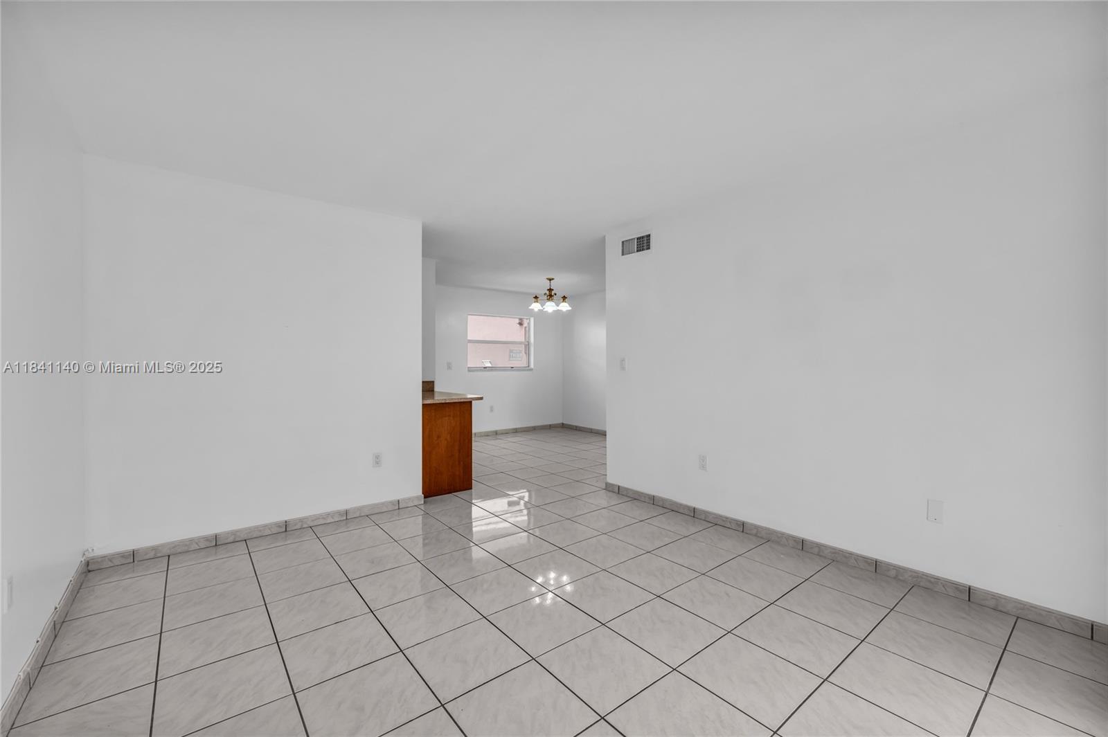 325 NW 72nd Ave # 203