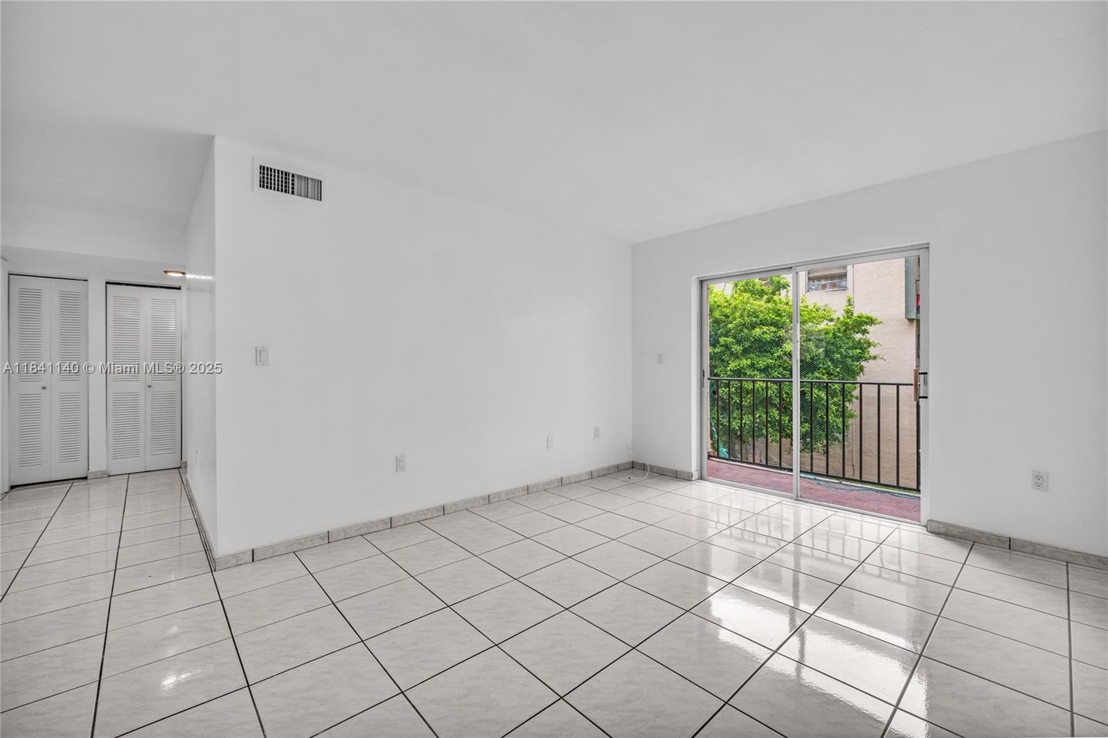 325 NW 72nd Ave # 203