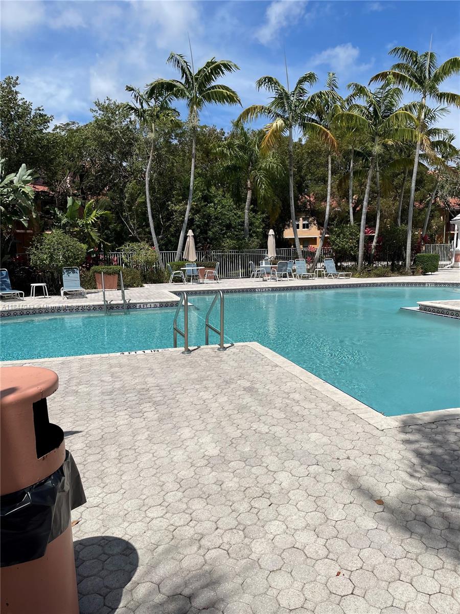 1165 Crystal Way Unit: E
