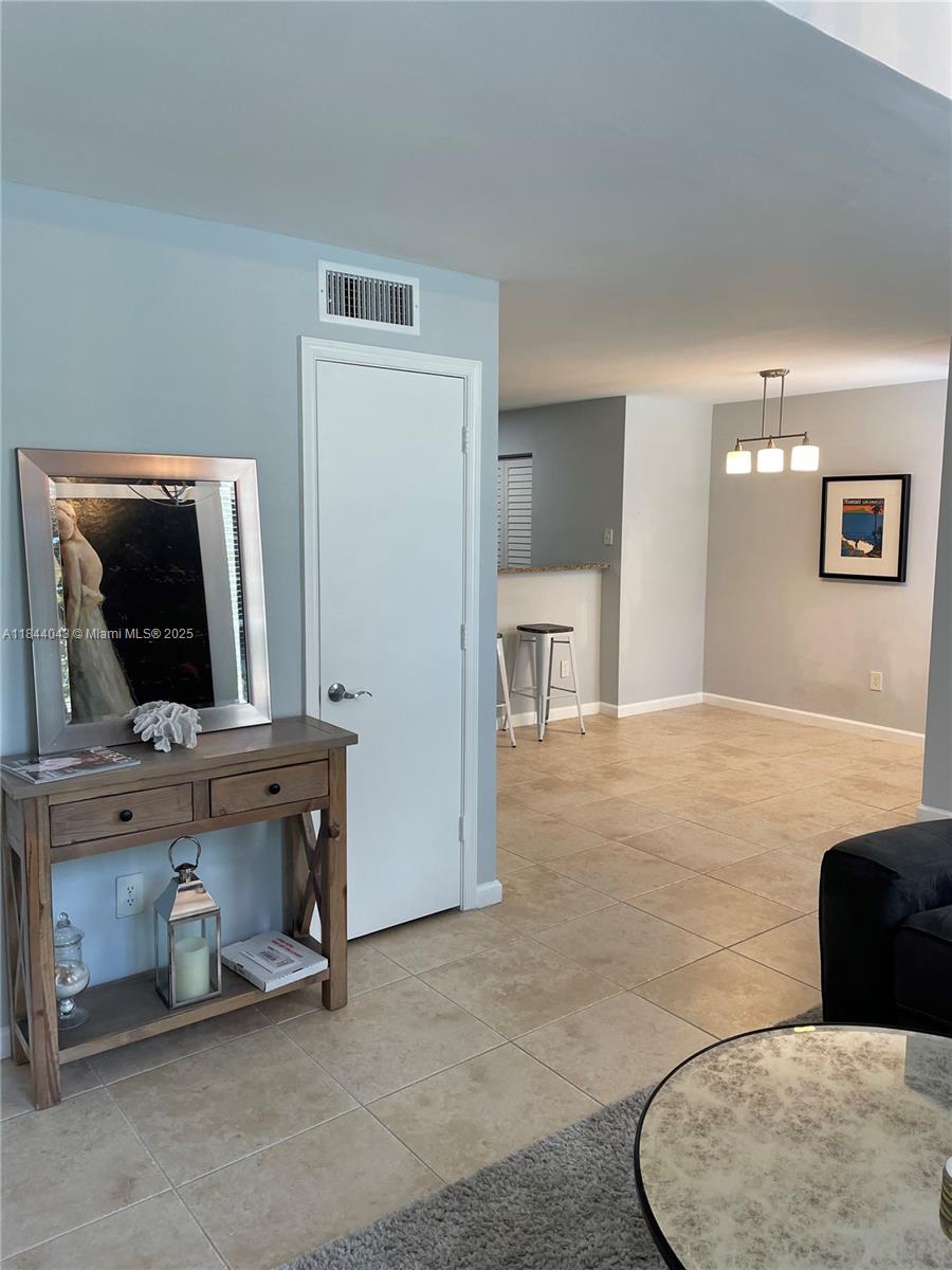 1165 Crystal Way Unit: E