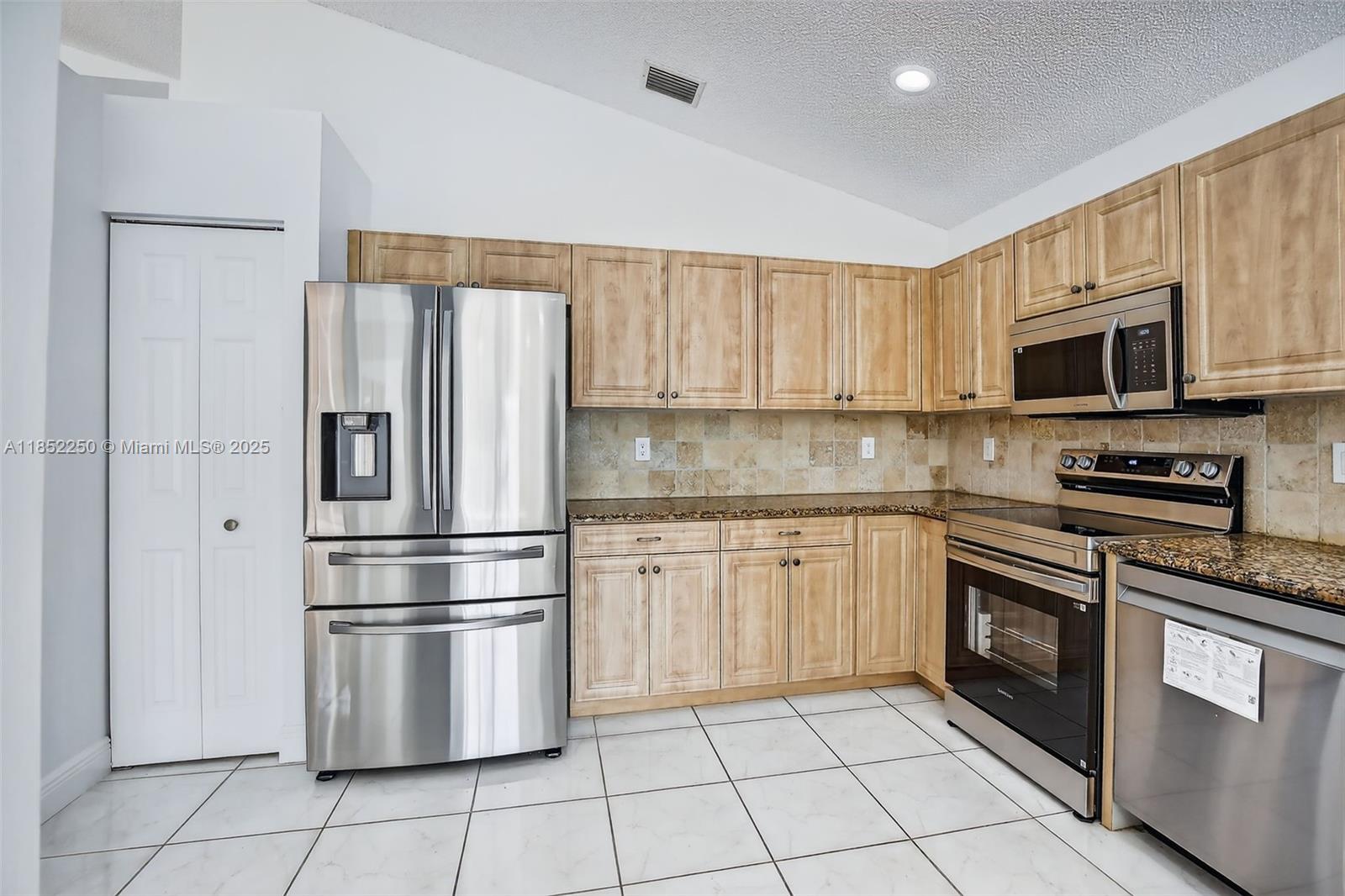 372 Cameron Dr