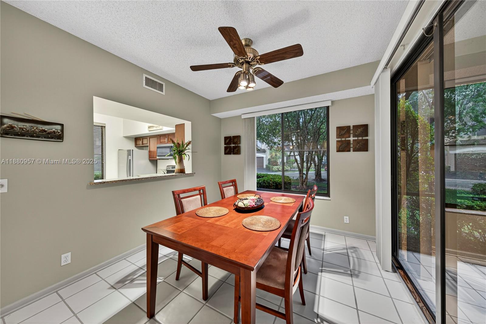 10541 NW 10th St # 129 Unit: A-129