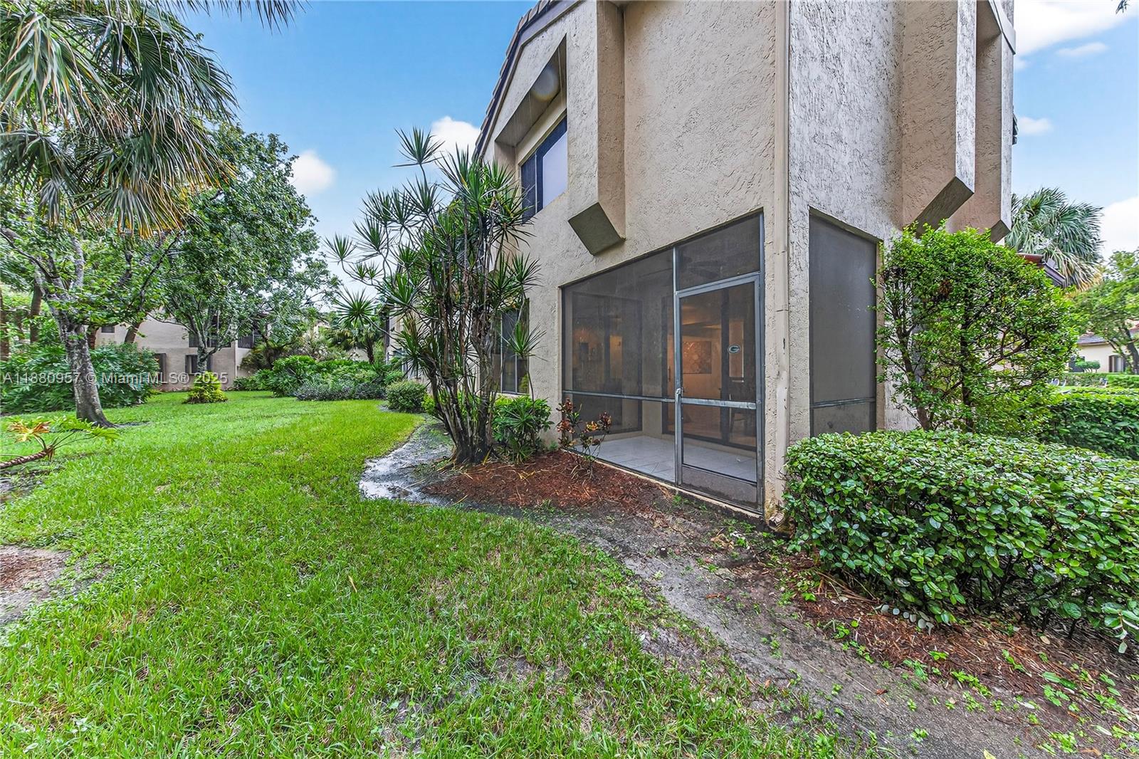 10541 NW 10th St # 129 Unit: A-129