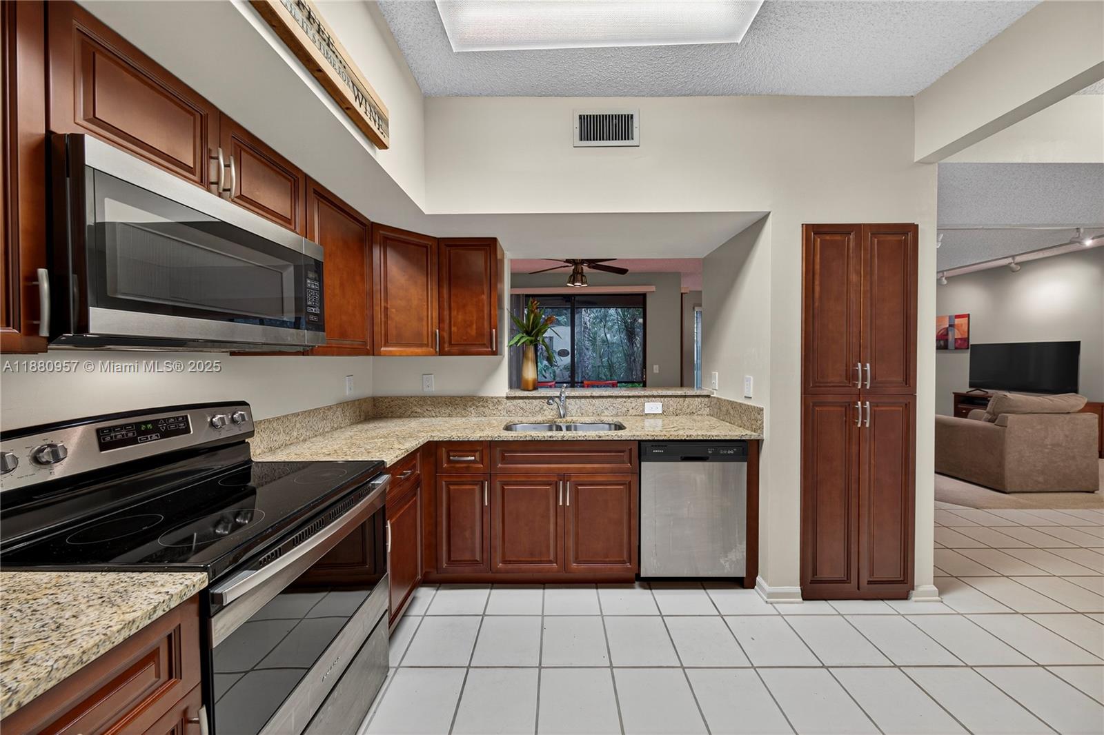 10541 NW 10th St # 129 Unit: A-129