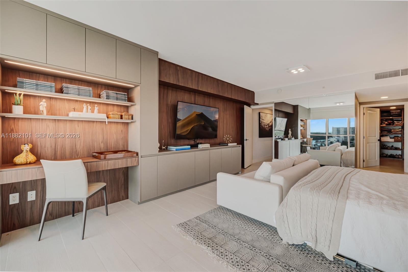 400 Sunny Isles Blvd # 920
