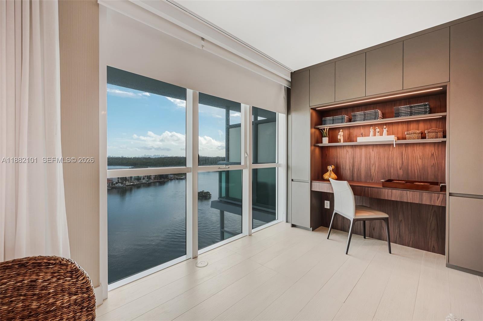 400 Sunny Isles Blvd # 920