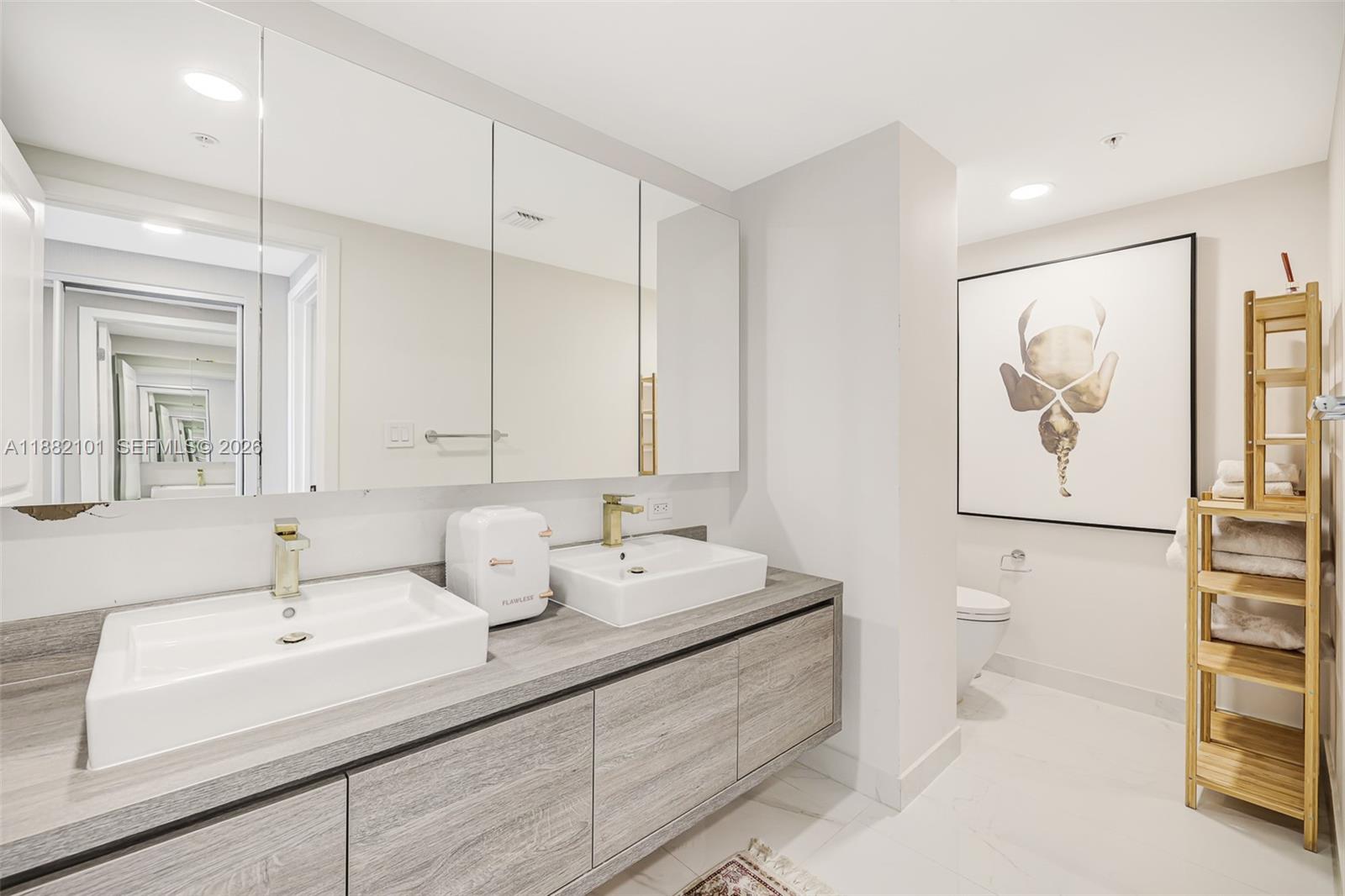 400 Sunny Isles Blvd # 920