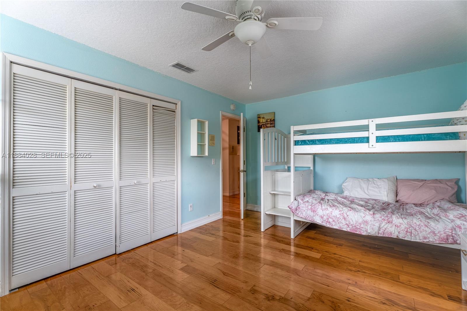 1963 S Prairie Dunes Ct