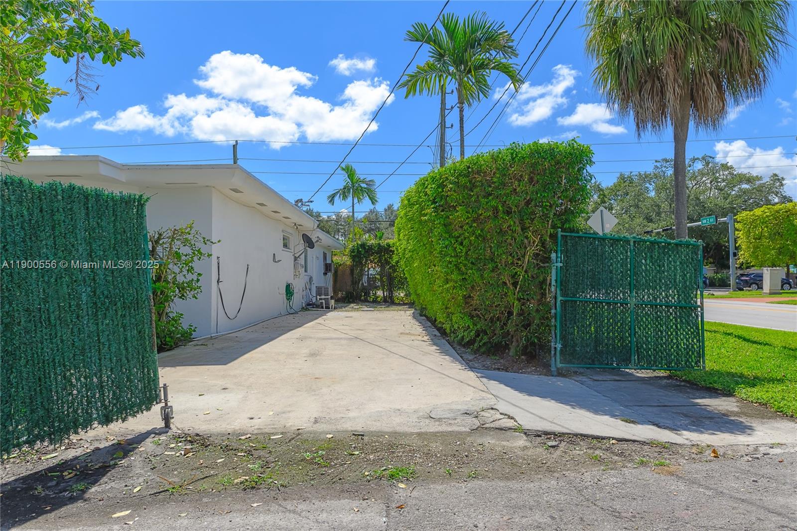 195 NW 103rd St