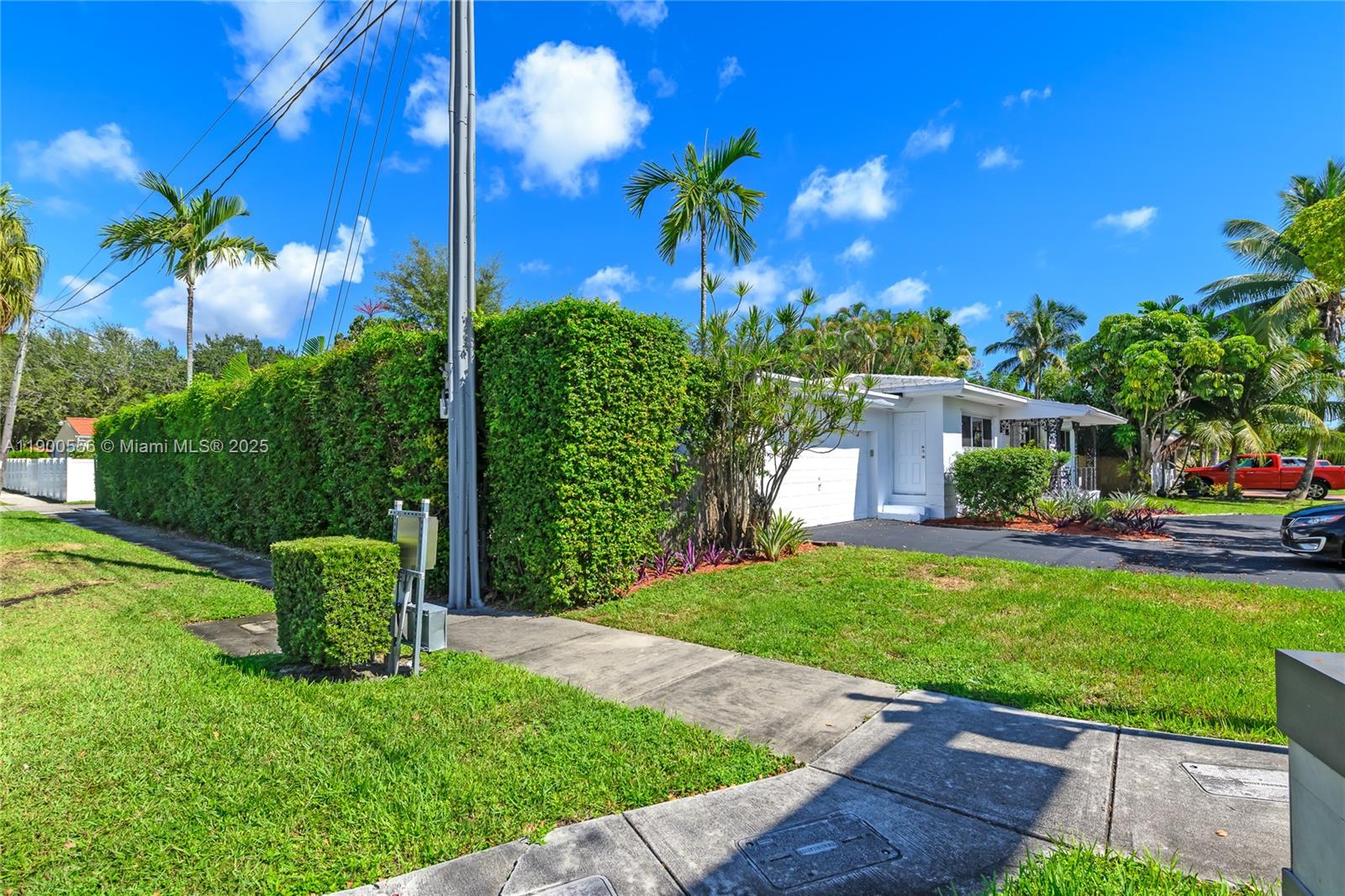 195 NW 103rd St
