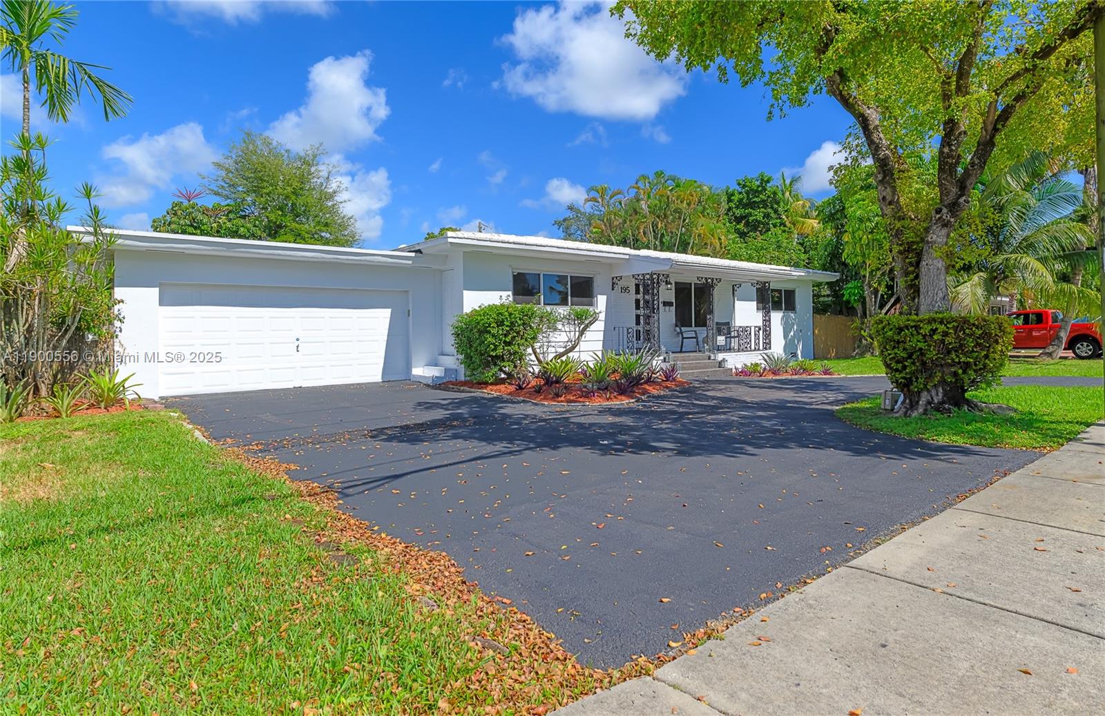 195 NW 103rd St