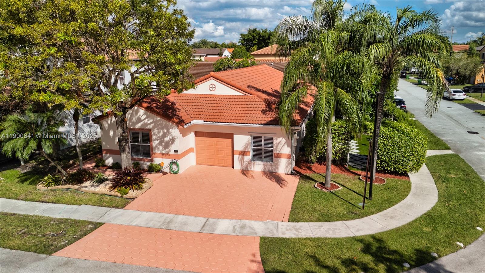 18411 NW 18th St, Pembroke Pines
