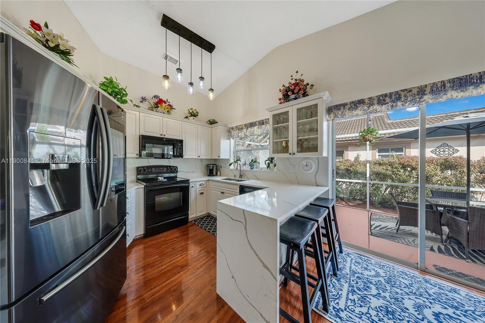 18411 NW 18th St, Pembroke Pines