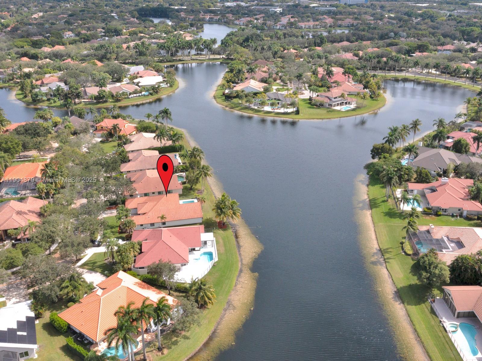 1044 Poplar Cir