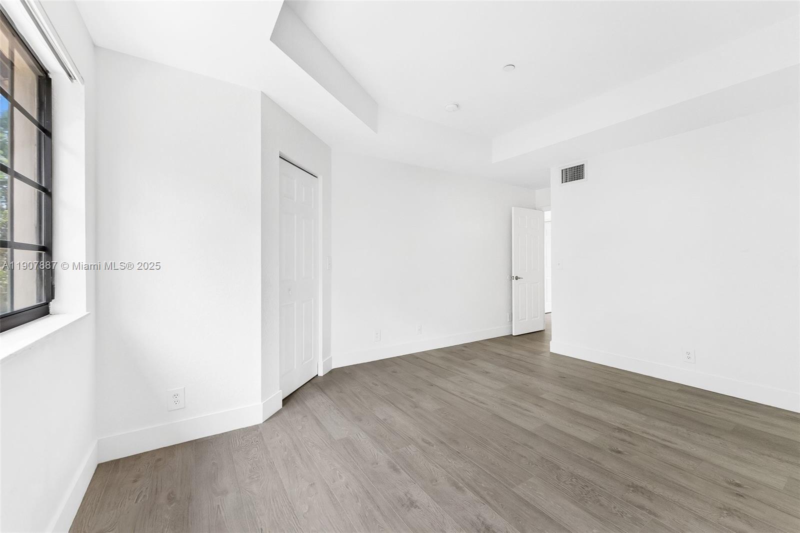 4056 Timber Cove Ln # 4056