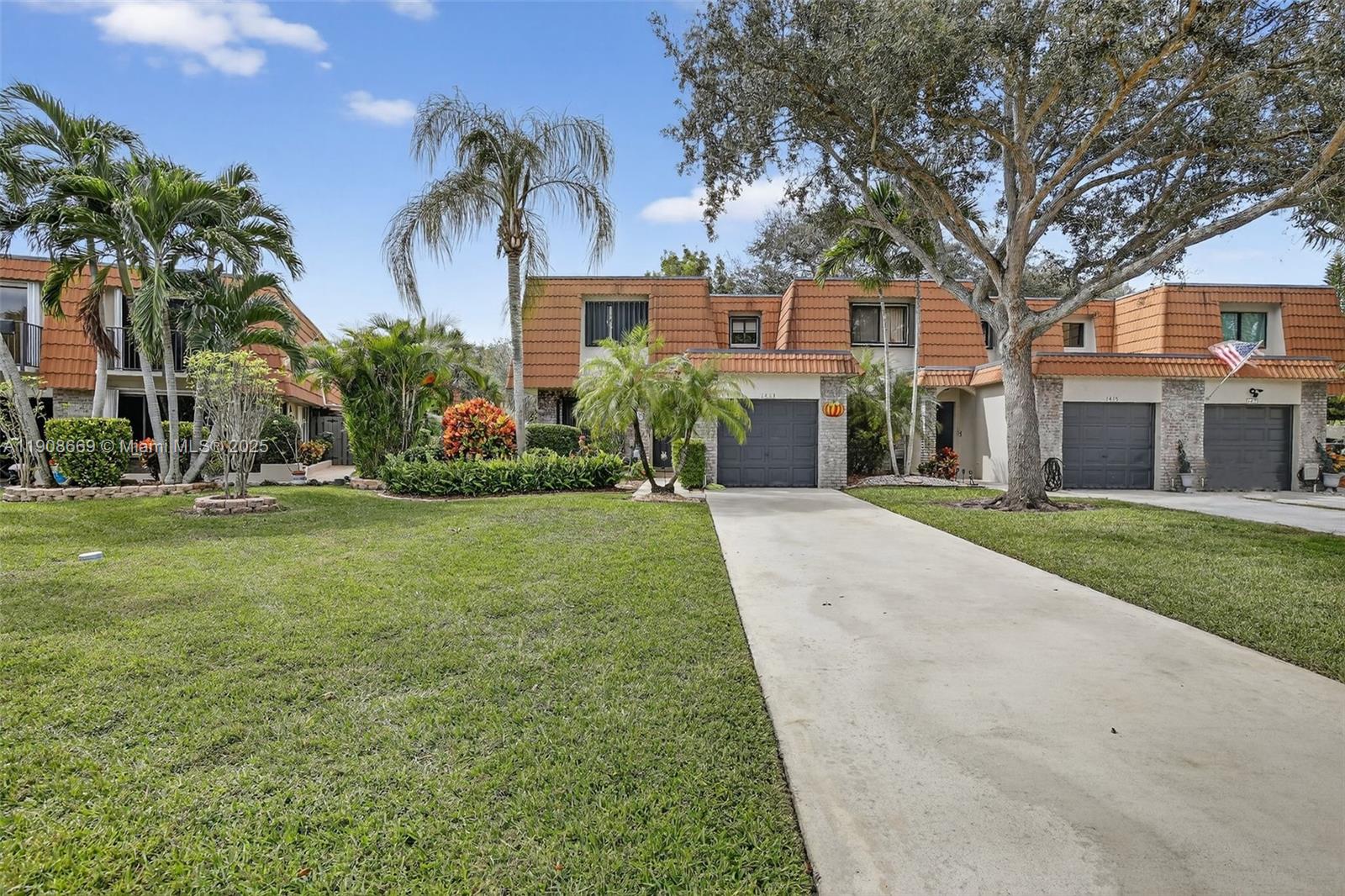 1413 SW 109th Way