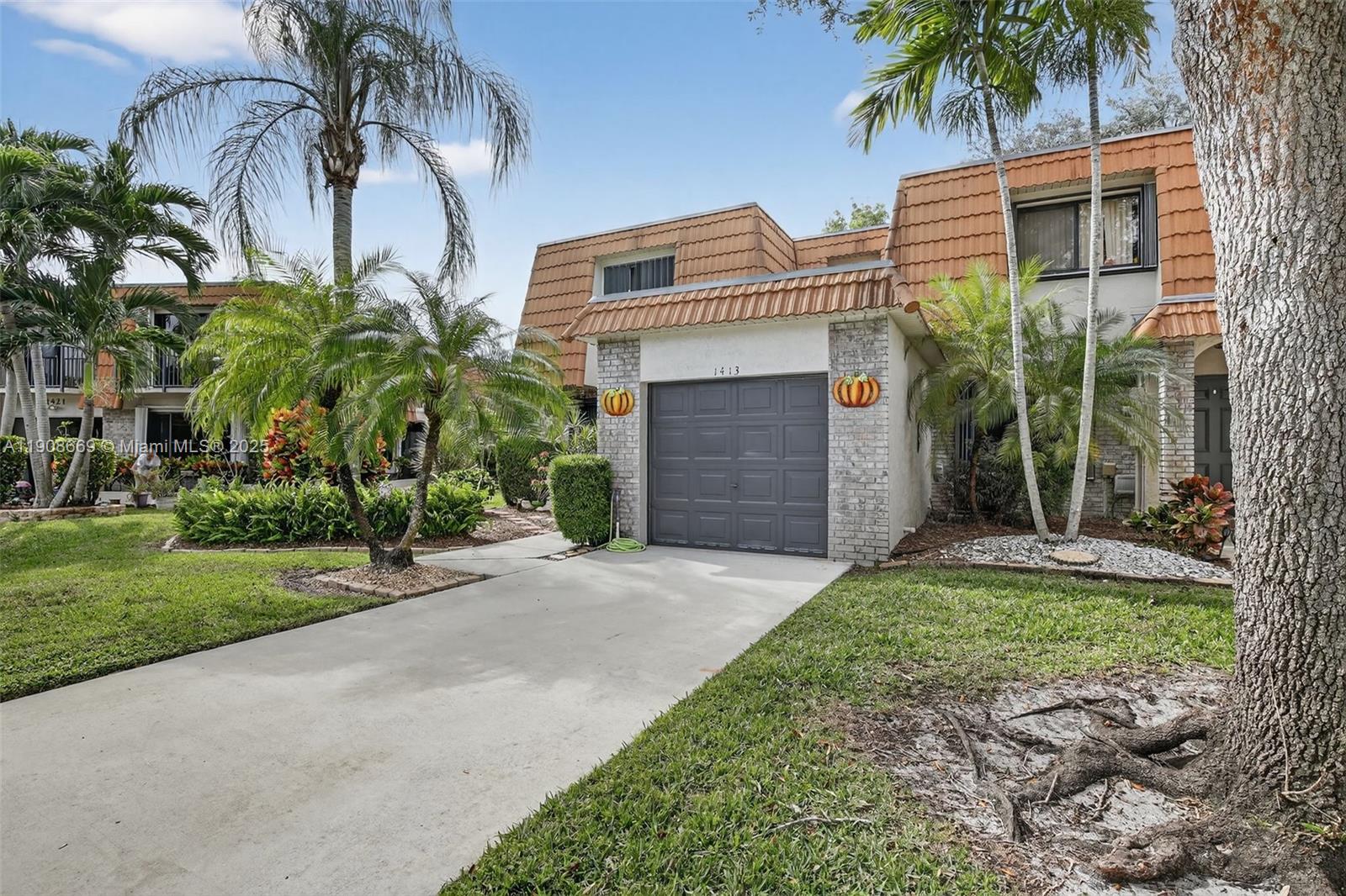 1413 SW 109th Way