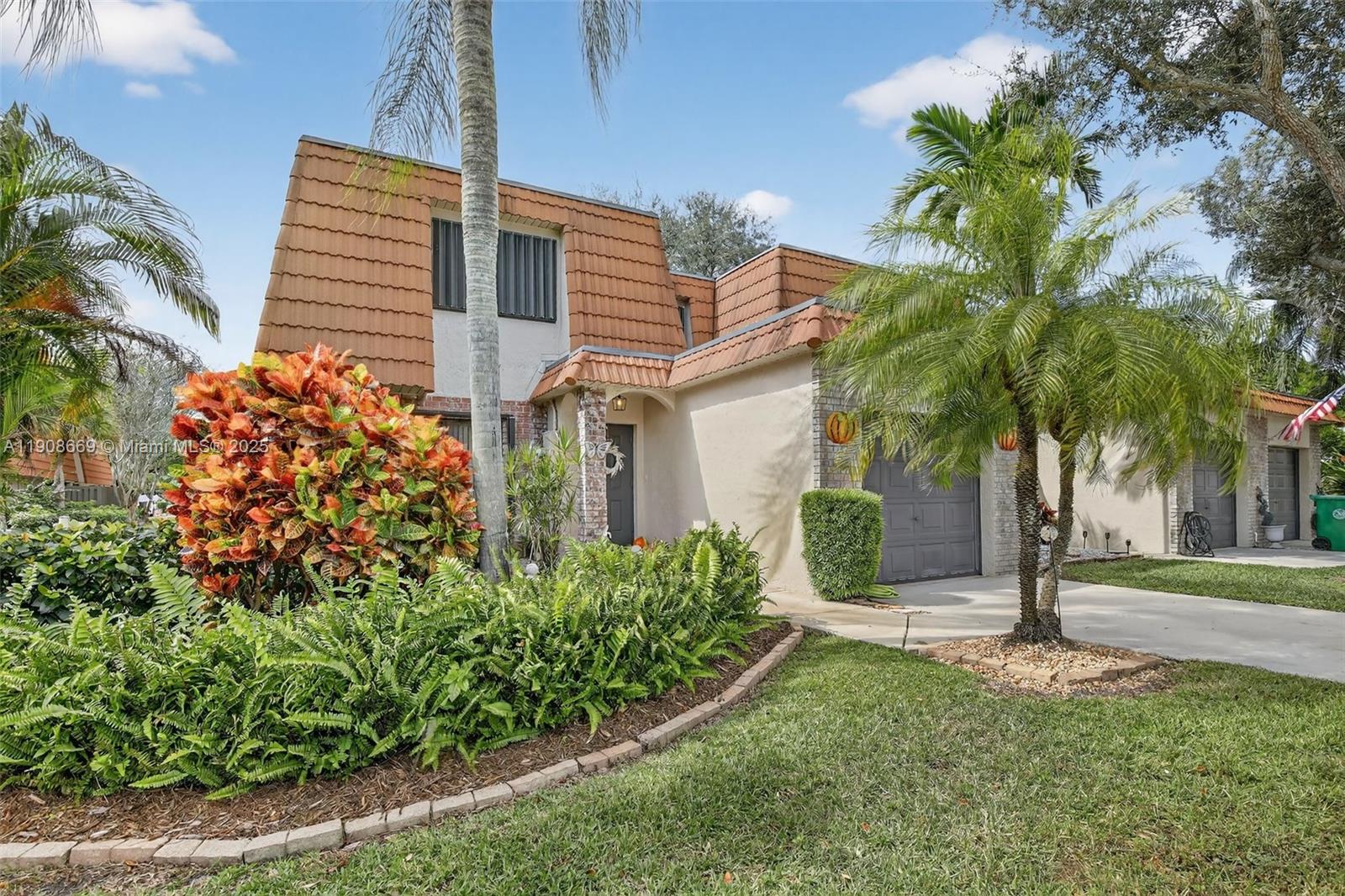 1413 SW 109th Way