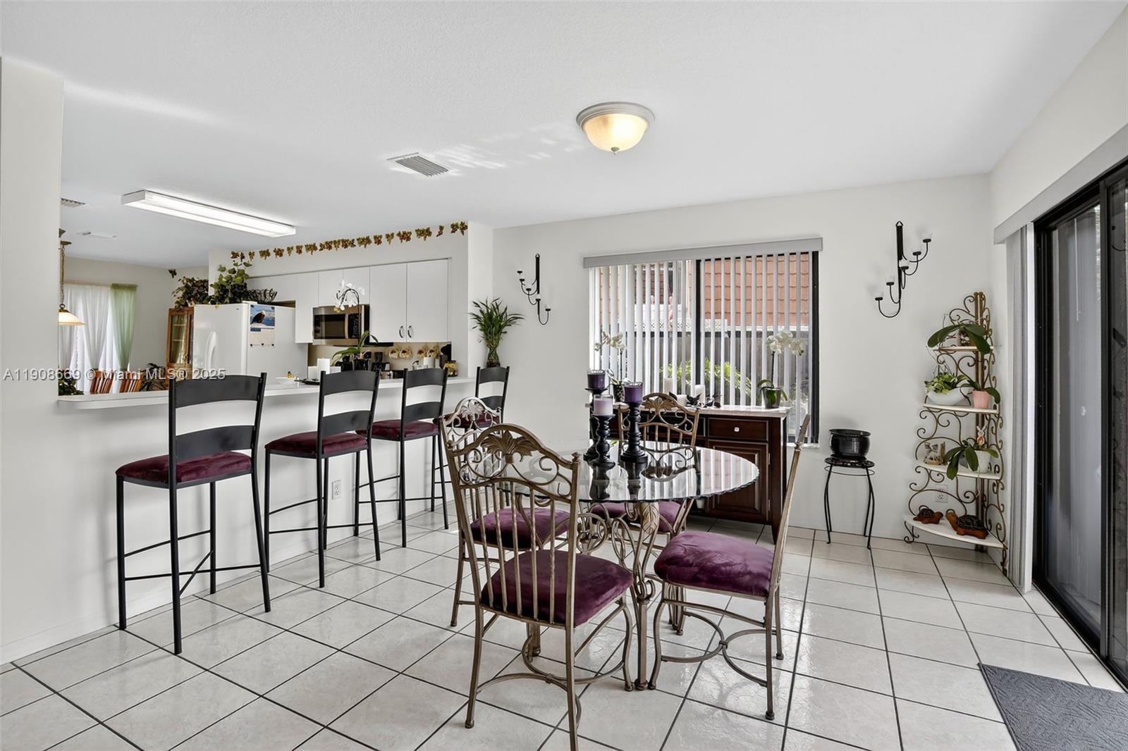 1413 SW 109th Way