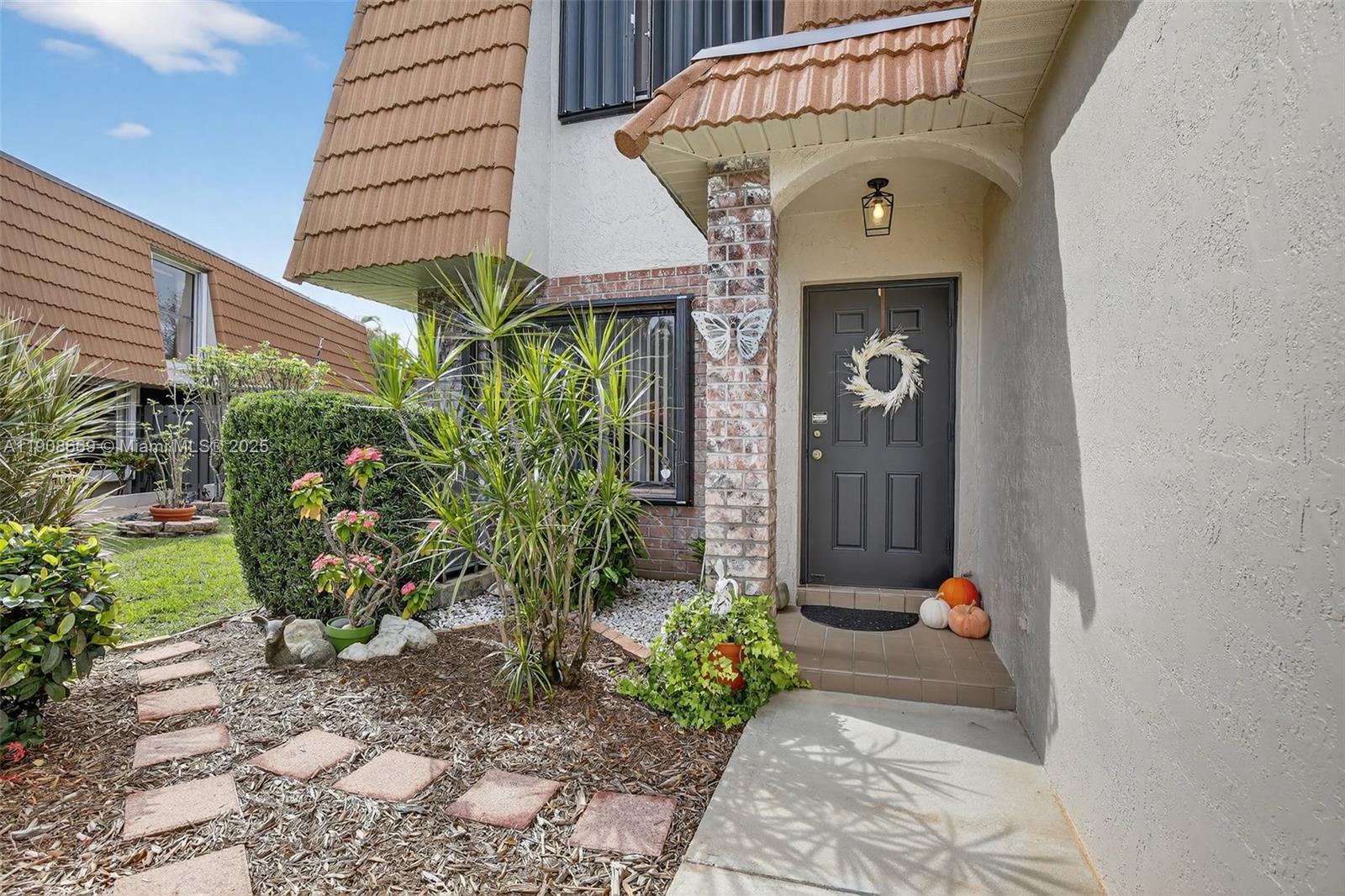 1413 SW 109th Way