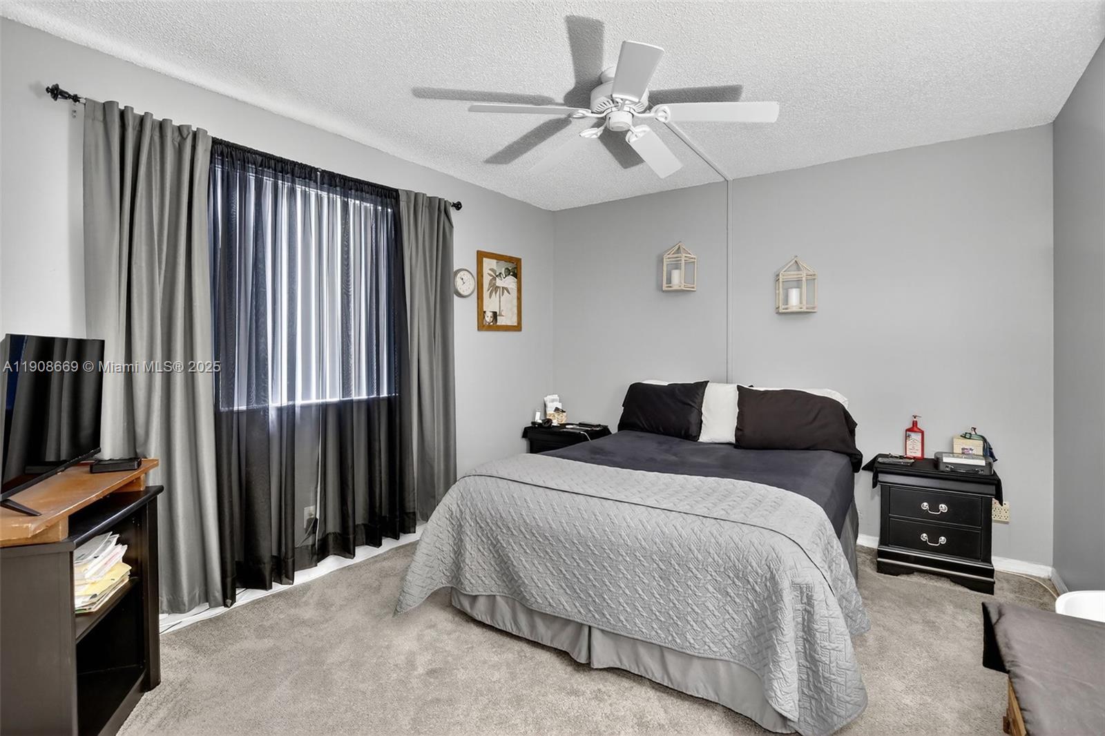 1413 SW 109th Way