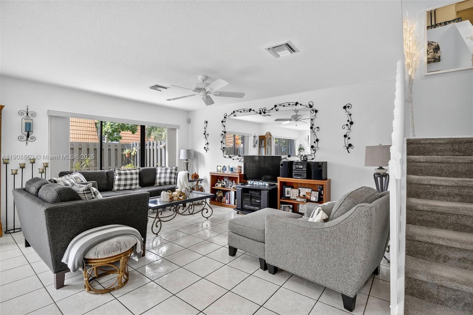 1413 SW 109th Way