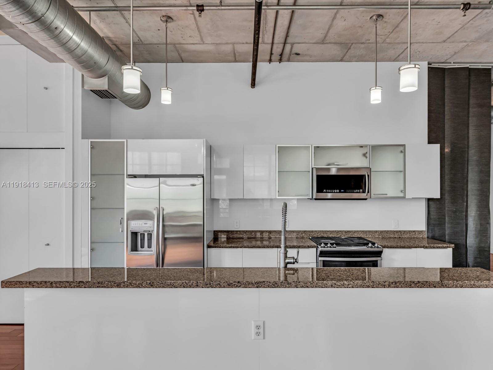 411 NW 1st Ave # 401