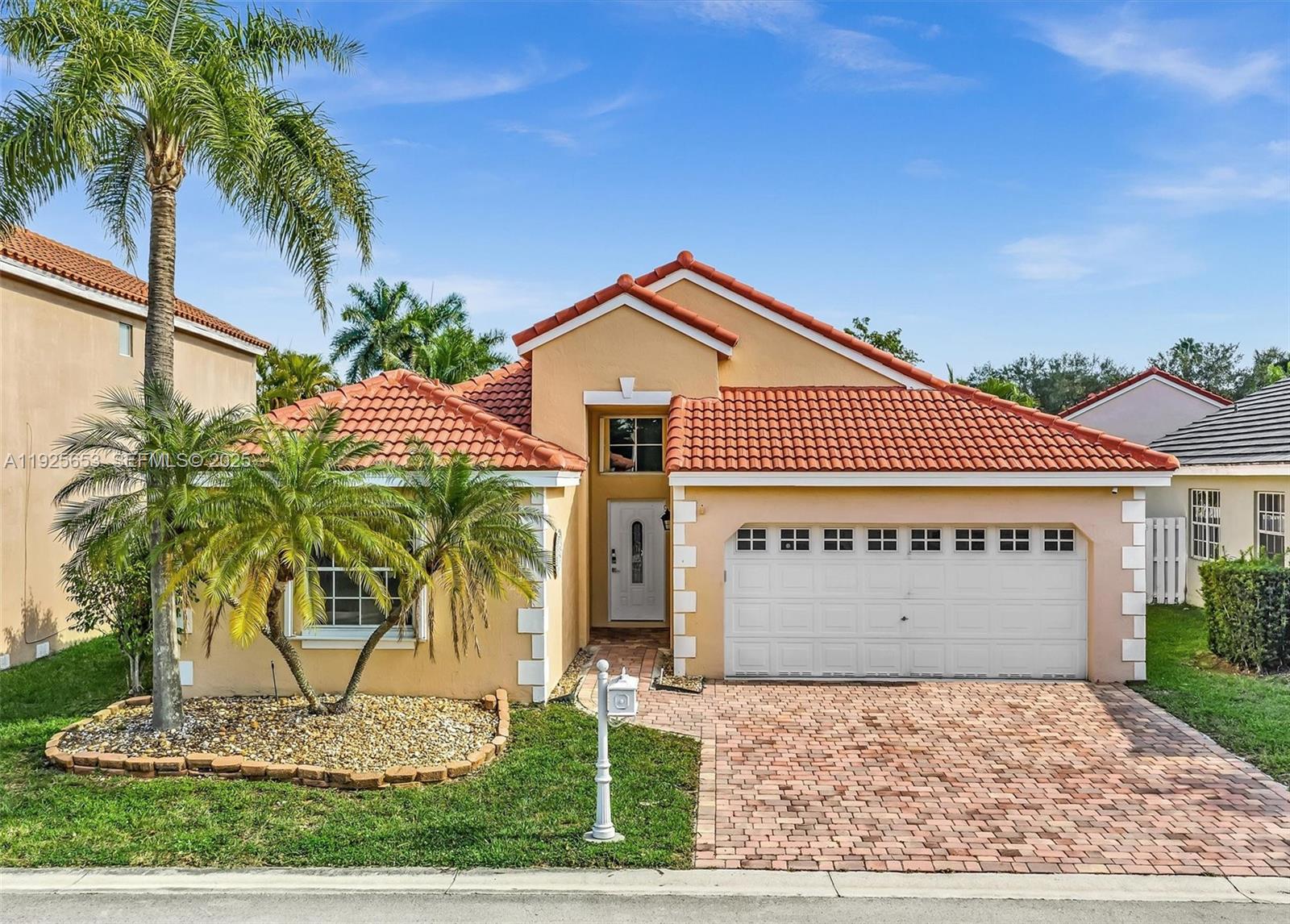 255 Somerset Way
