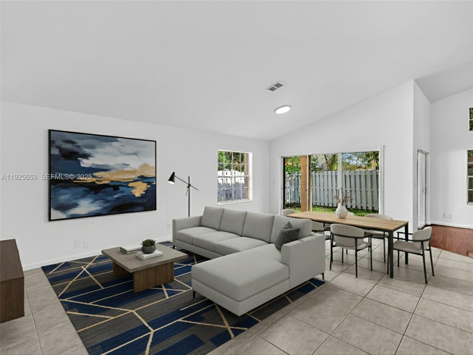 255 Somerset Way