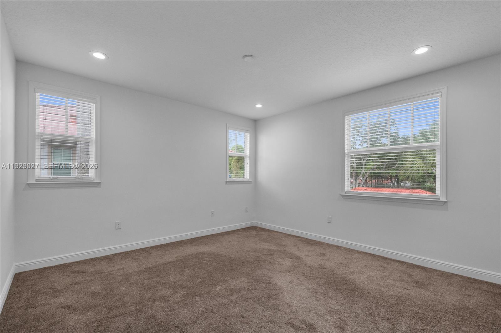 4088 W Palm Aire Dr # 21