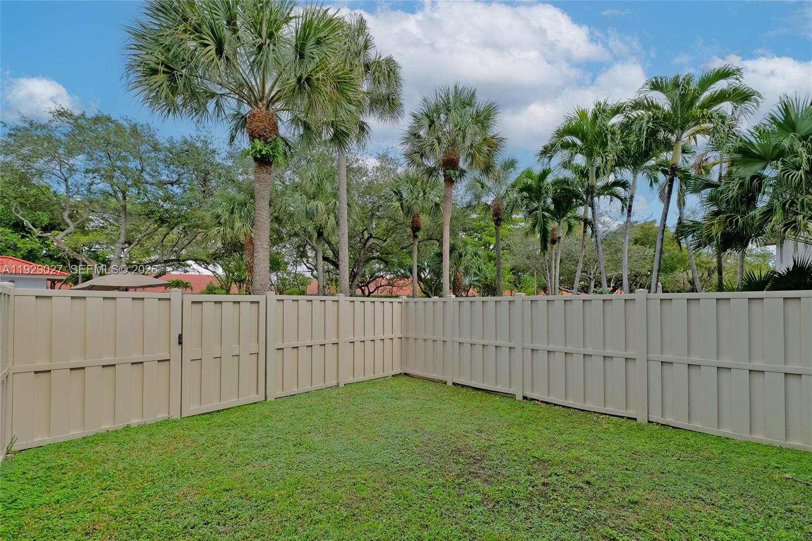 4088 W Palm Aire Dr # 21