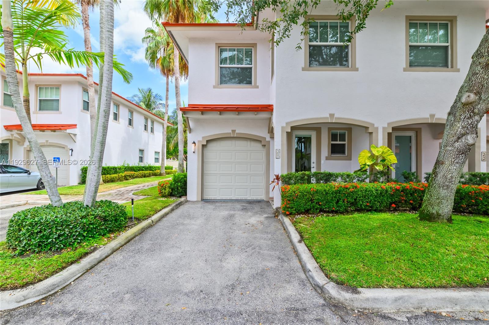 4088 W Palm Aire Dr # 21