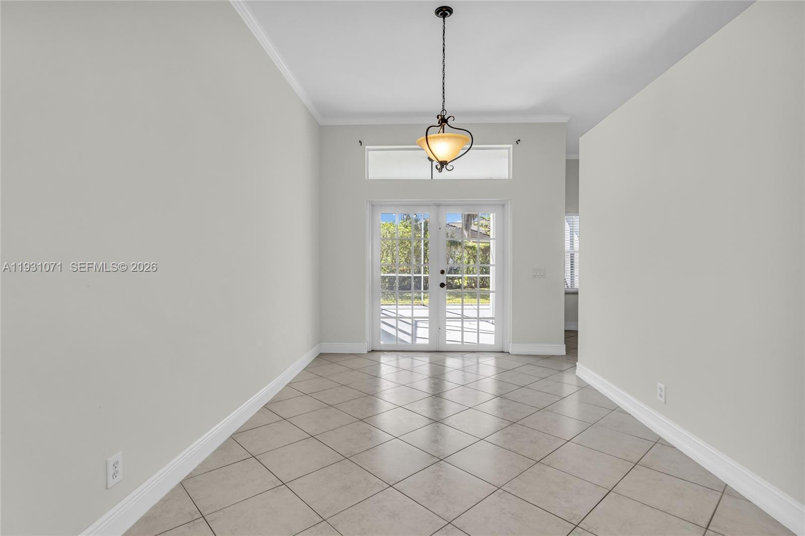 1579 Banyan Way # 1597