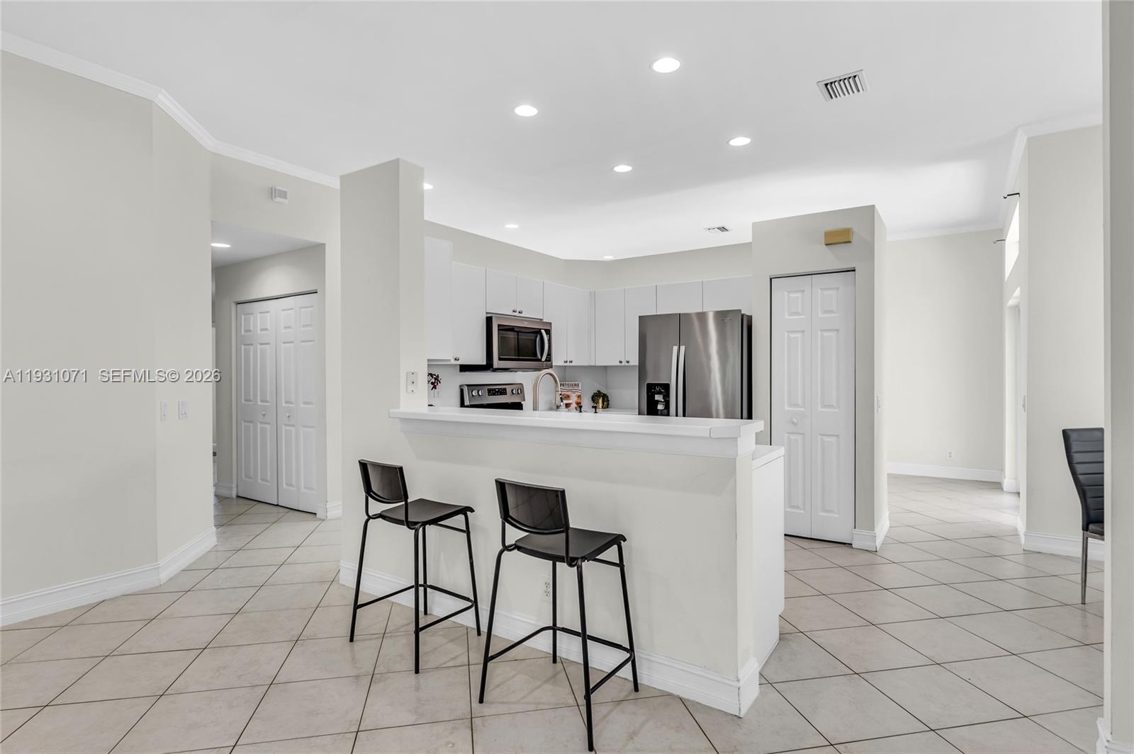 1579 Banyan Way # 1597