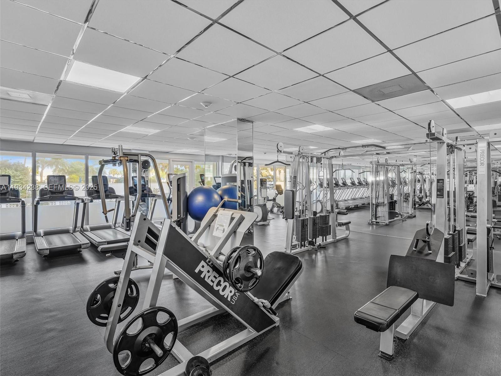 2200 S Ocean Ln # 2103