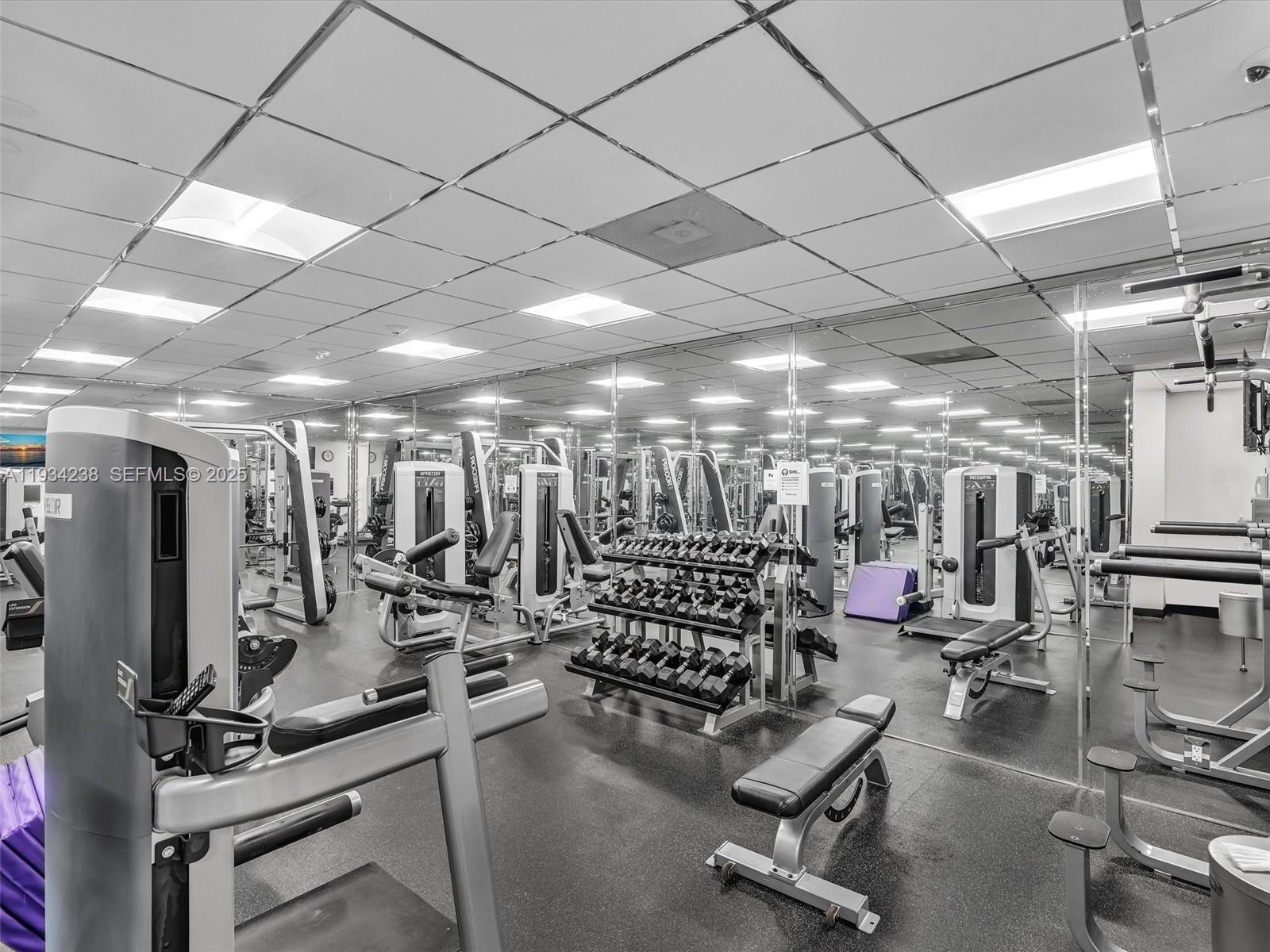 2200 S Ocean Ln # 2103