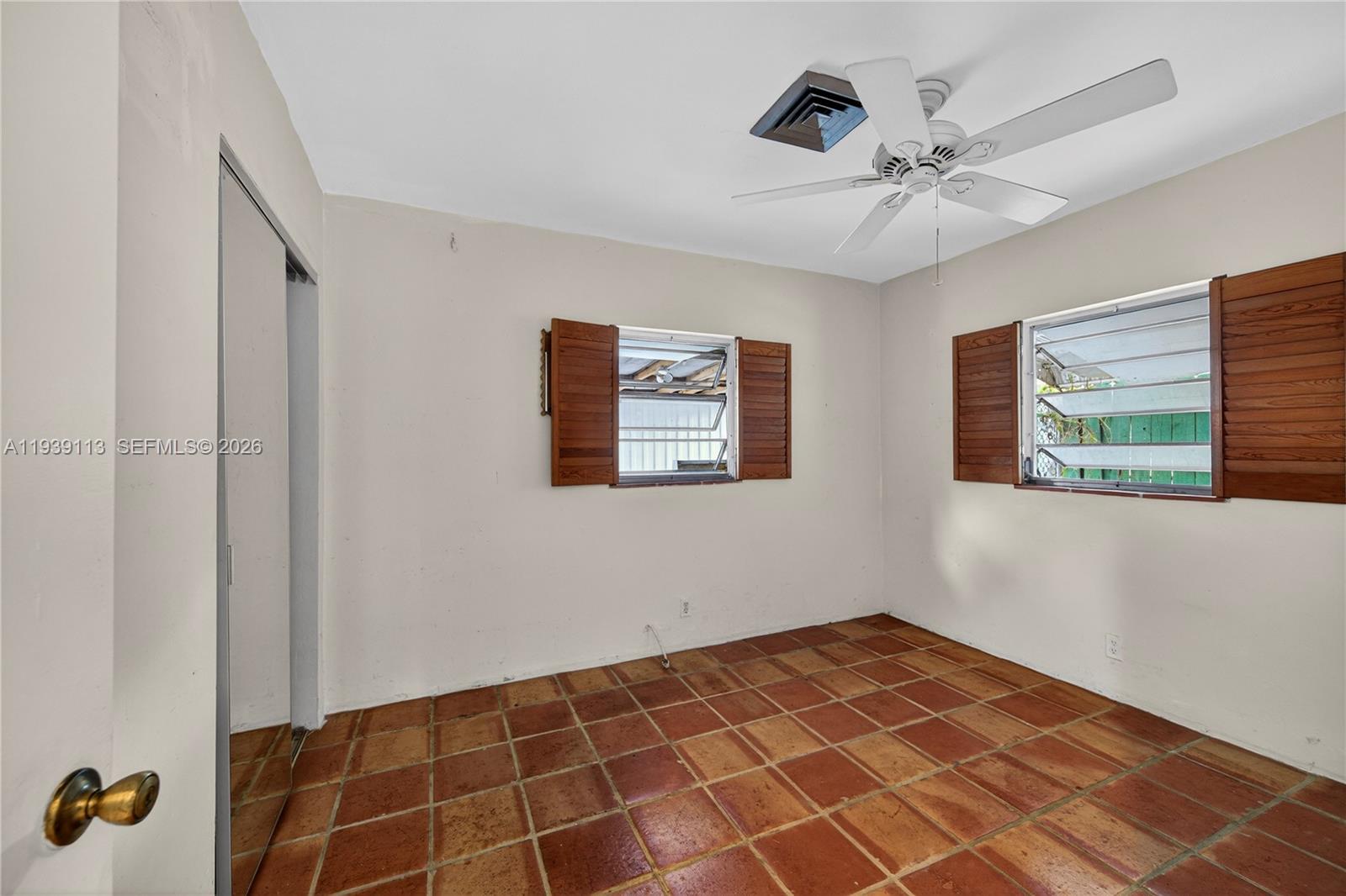 631 NE 56th Ct